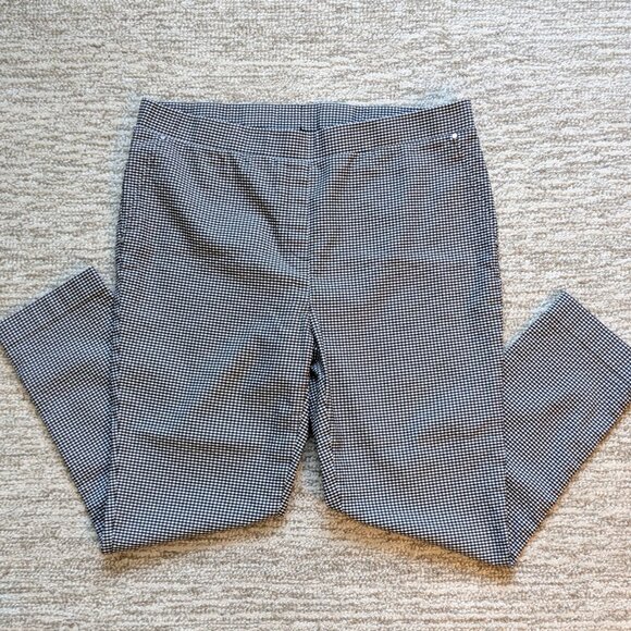 3 / 40$ Jones New York Stretch Capris - Size XL - Picture 1 of 7